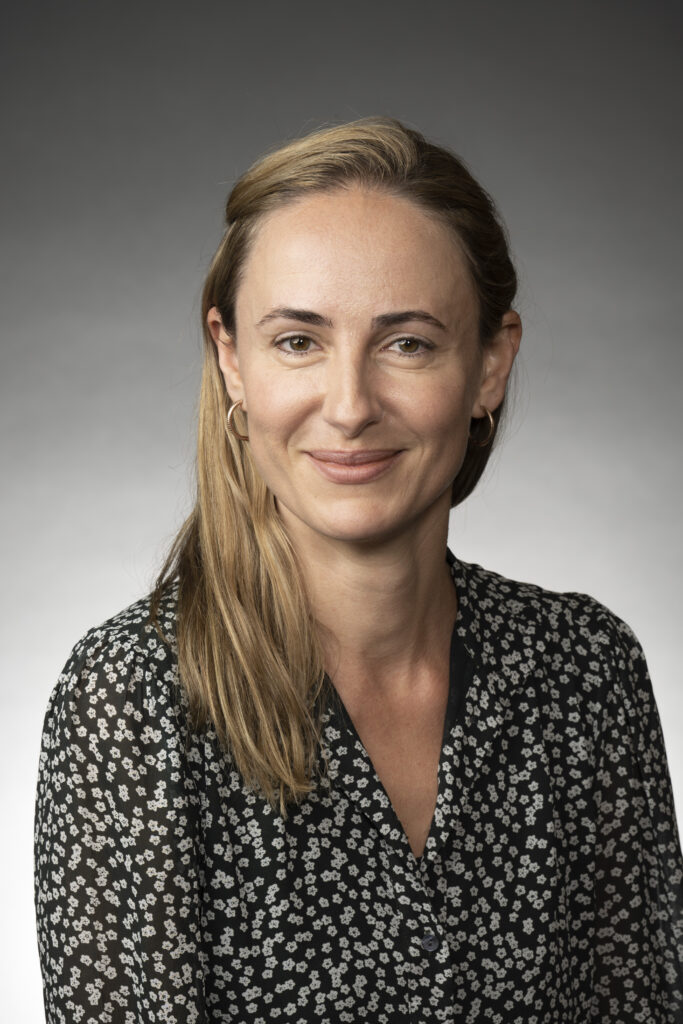Game MLC, Hon Sarah