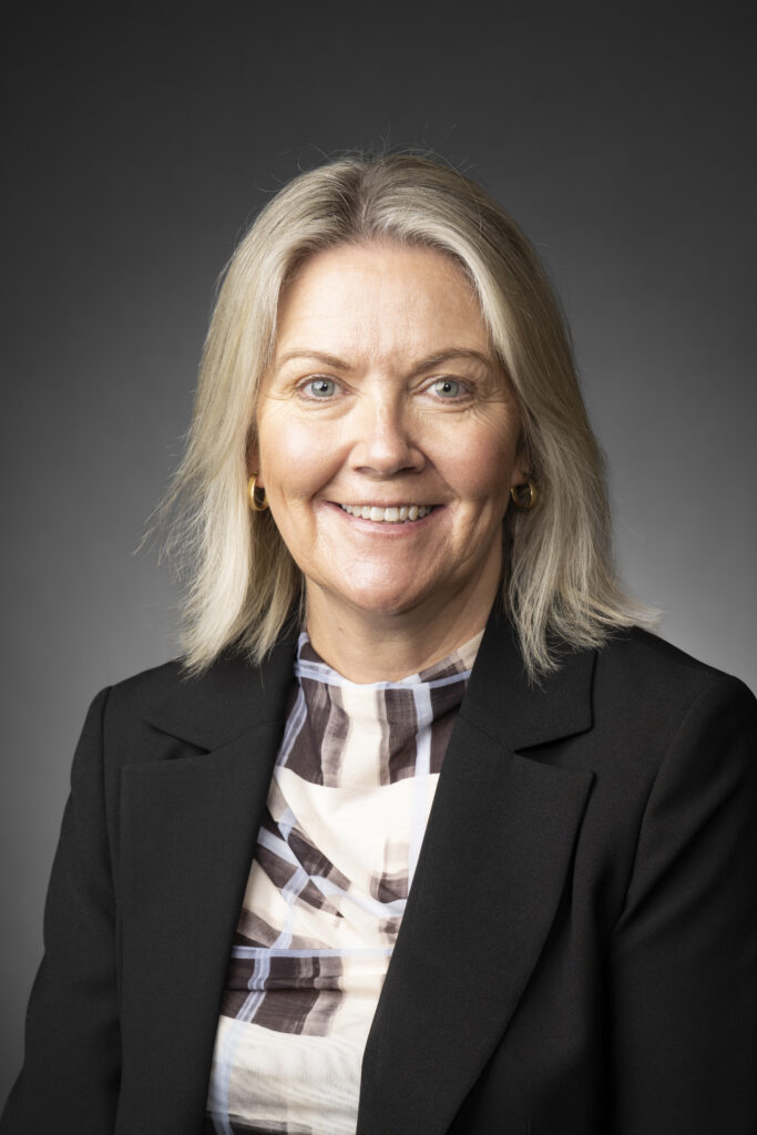 Mitton MP, Ms Jenni